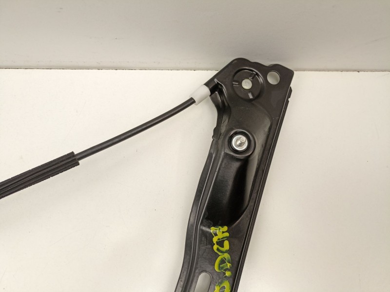 Recambio de elevalunas delantero derecho para bmw 1 (e87) 118 d referencia OEM IAM 7067796  