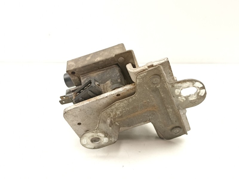 Recambio de bobina para opel corsa 1.2 g referencia OEM IAM 90449739  