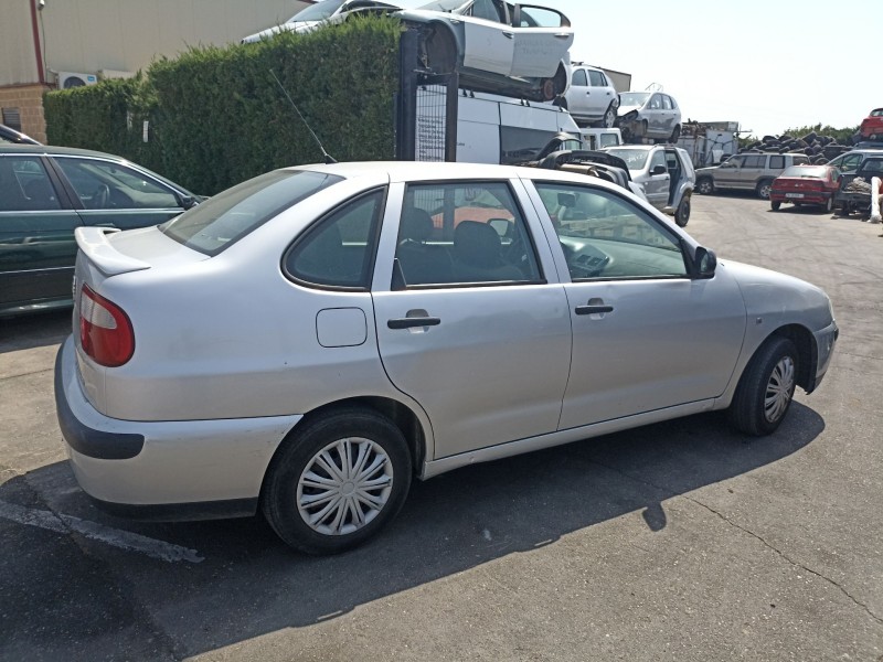 seat cordoba del año 2001