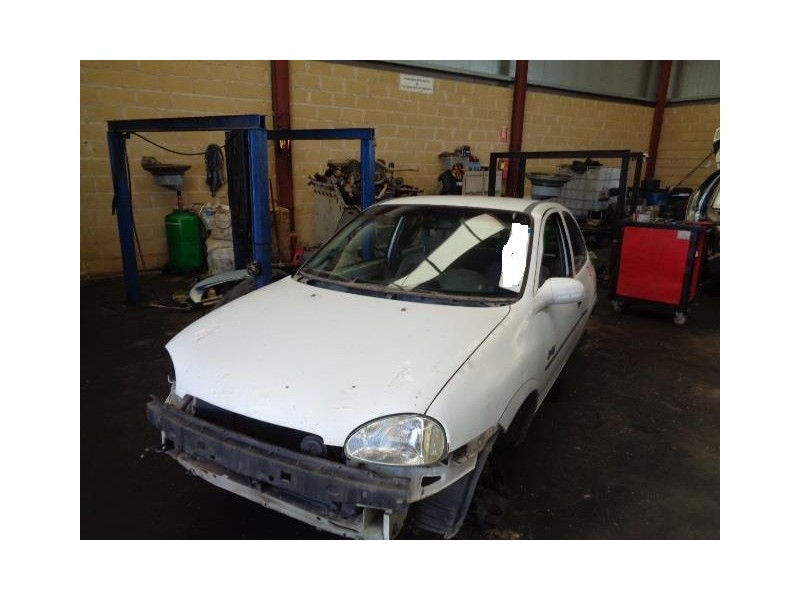 opel corsa del año 1995