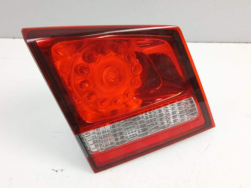 Recambio de piloto porton izquierdo para fiat freemont (345_) 2.0 jtd referencia OEM IAM 68078517AD  
