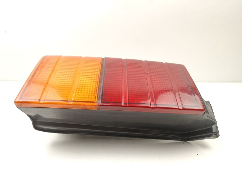 Recambio de piloto trasero izquierdo para ssangyong actyon 2.9 d dm602 referencia OEM IAM 8360205752  