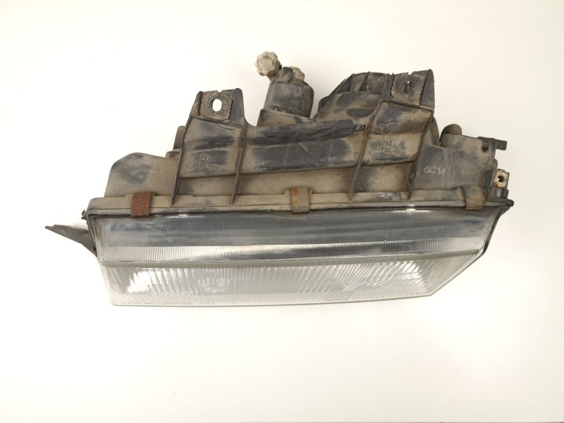 Recambio de faro izquierdo para ssangyong musso 2.9 td /om662 referencia OEM IAM 8310105100X  