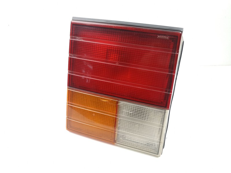 Recambio de piloto porton derecho para ssangyong musso 2.9 td /om662 referencia OEM IAM 8360205501X  