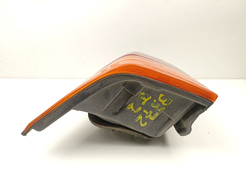 Recambio de piloto trasero izquierdo para ssangyong family 2.3 d -om661 referencia OEM IAM 8360205752  