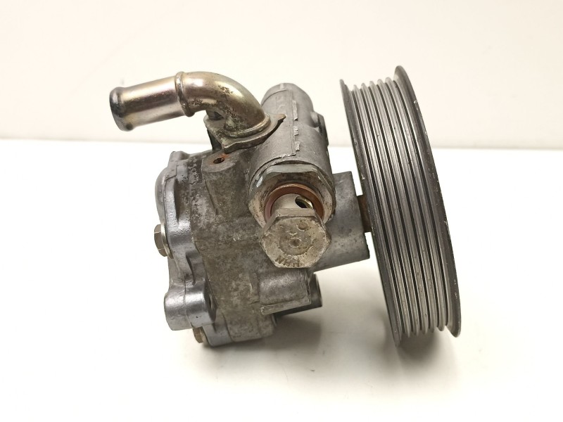 Recambio de bomba direccion para seat ibiza 1.9 tdi referencia OEM IAM 6N0145157  