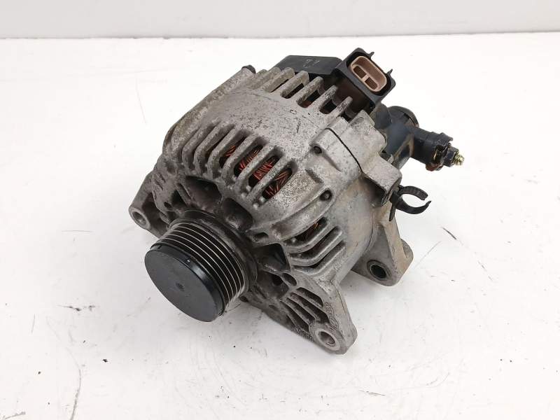 Recambio de alternador para kia rio ii (jb) 1.5 crdi referencia OEM IAM 373002A110 2655475 