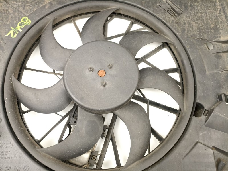 Recambio de electroventilador para bmw 1 (e87) 118 d referencia OEM IAM 17427788905 0130303941 