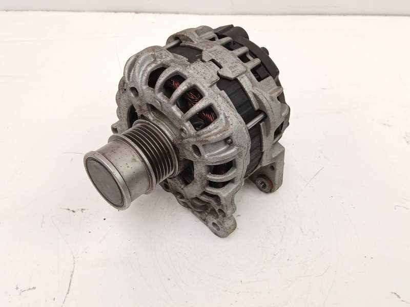 Recambio de alternador para seat leon (5f1) 1.0 tsi referencia OEM IAM 04E903015A  