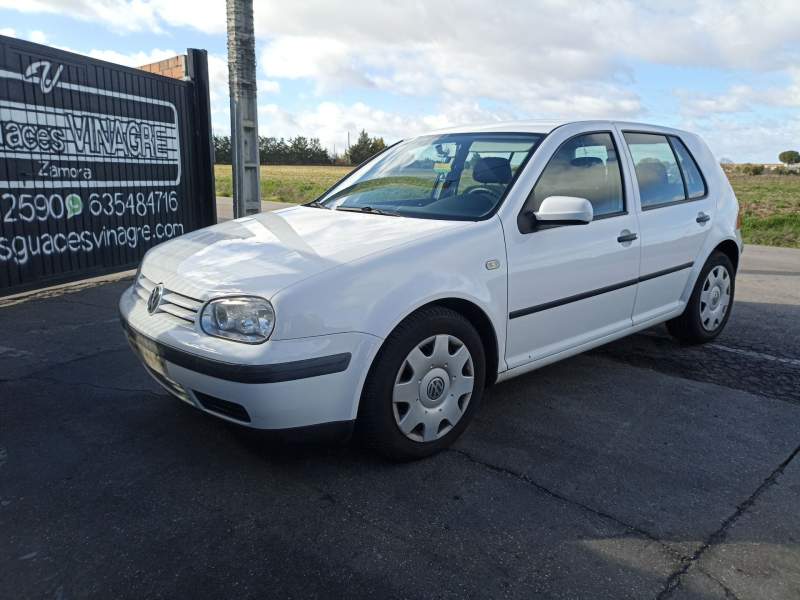 VOLKSWAGEN GOLF IV (1J1)