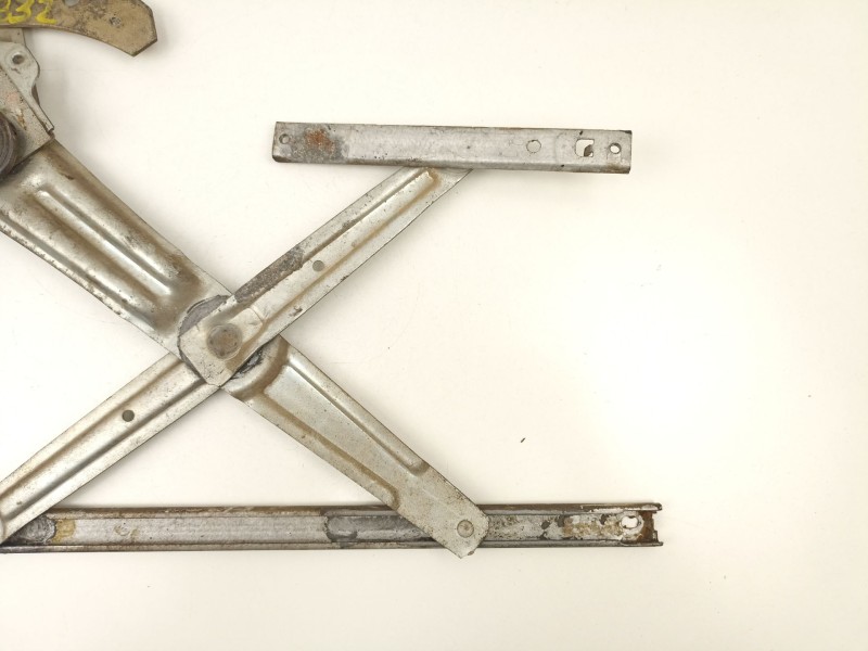 Recambio de elevalunas delantero derecho para ssangyong actyon 2.9 d dm602 referencia OEM IAM 7230205002  