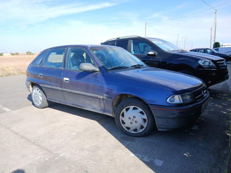 opel astra f hatchback (t92) del año 1996