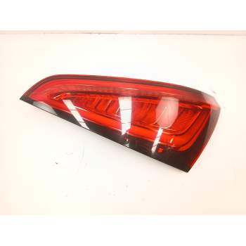 PILOTO TRASERO DERECHO 8R0945094C 
