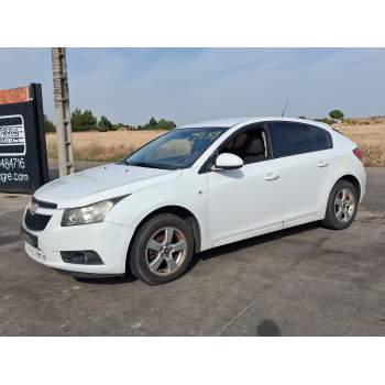 Recambio de carroceria para chevrolet cruze hatchback (j305) 1.6 referencia OEM IAM   