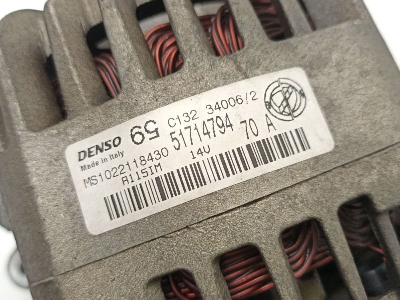 Recambio de alternador para fiat grande punto (199_) 1.4 (199axb11, 199axb1a, 199bxb1a, 199axl1a) referencia OEM IAM 51714794  