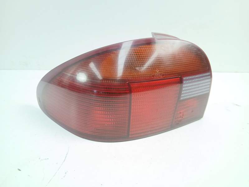 Recambio de piloto trasero izquierdo para ford mondeo i sedán (gbp) 1.8 td referencia OEM IAM 93BG13A603BC  