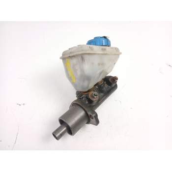Recambio de bomba de freno para peugeot 205 1.8 referencia OEM IAM 4601H8  