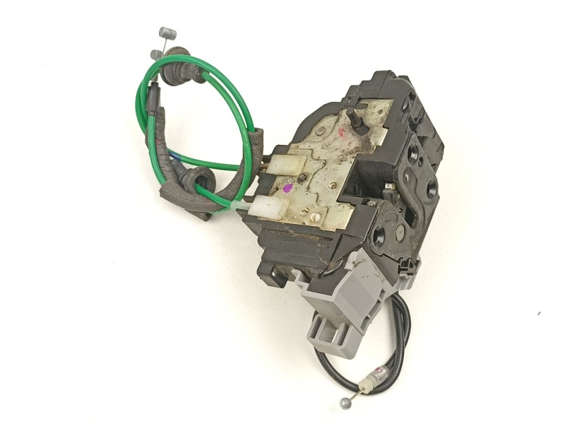 Recambio de cerradura puerta trasera izquierda para hyundai i30 1.4 g referencia OEM IAM 814102L000  