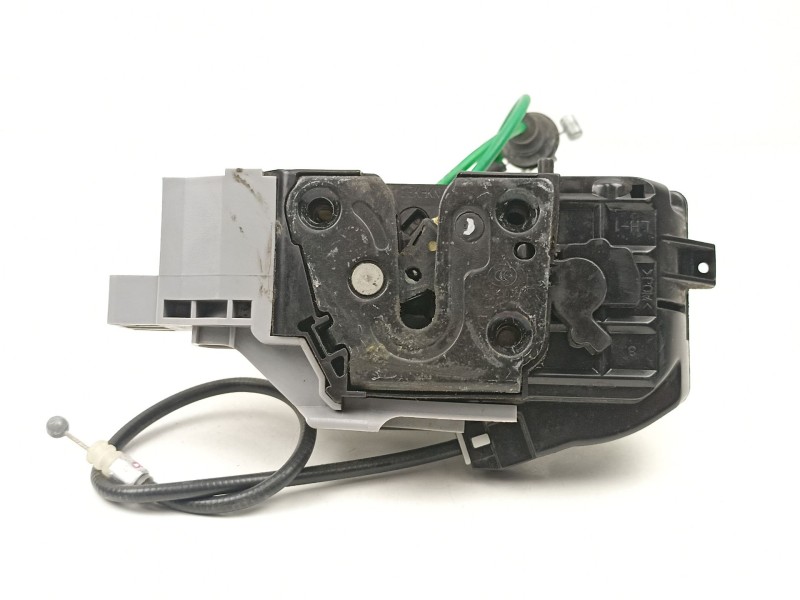 Recambio de cerradura puerta trasera izquierda para hyundai i30 1.4 g referencia OEM IAM 814102L000  