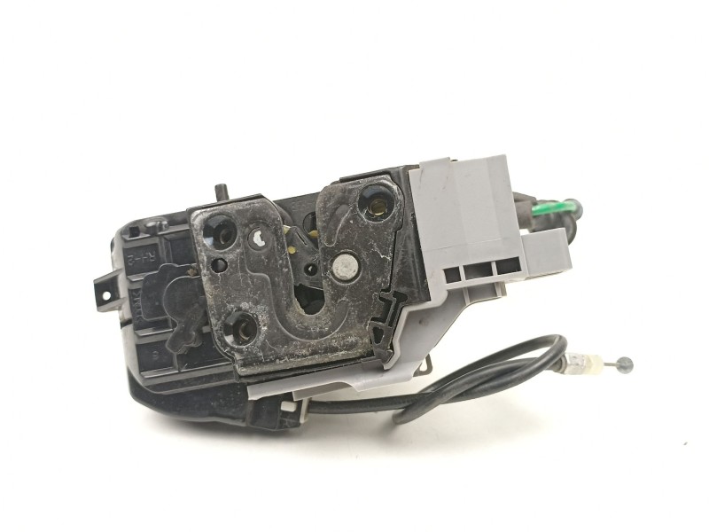 Recambio de cerradura puerta trasera derecha para hyundai i30 1.4 g referencia OEM IAM 814202L000  