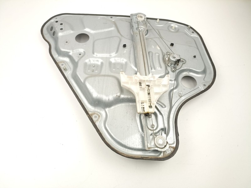 Recambio de elevalunas trasero derecho para hyundai i30 1.4 g referencia OEM IAM 834802R000  