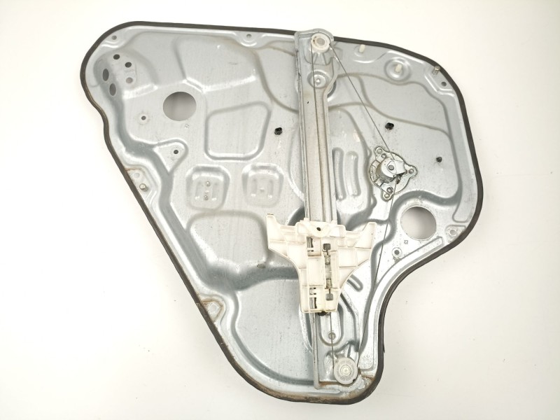 Recambio de elevalunas trasero derecho para hyundai i30 1.4 g referencia OEM IAM 834802R000  