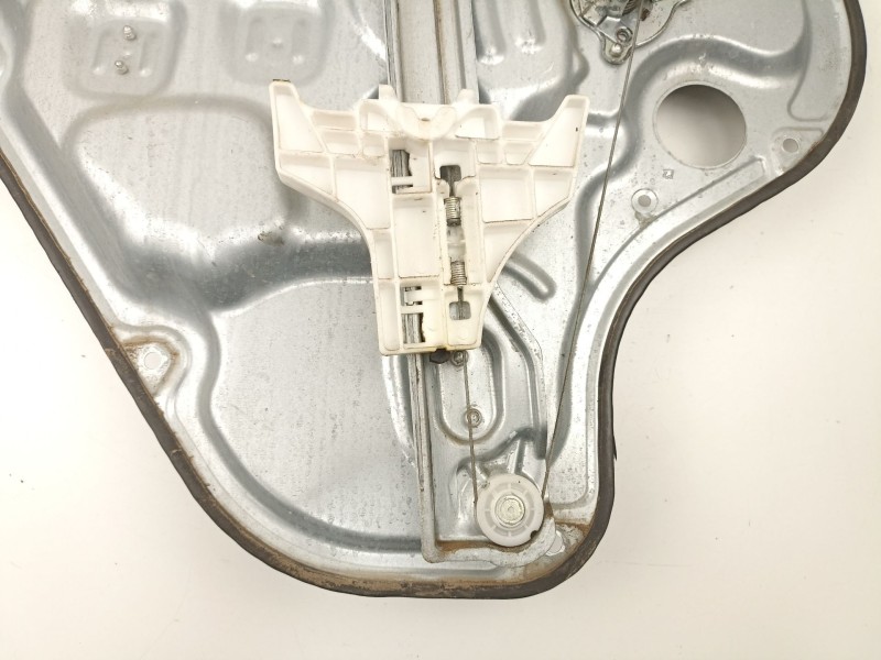 Recambio de elevalunas trasero derecho para hyundai i30 1.4 g referencia OEM IAM 834802R000  