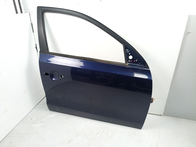 Recambio de puerta delantera derecha para hyundai i30 1.4 g referencia OEM IAM 760042R010  