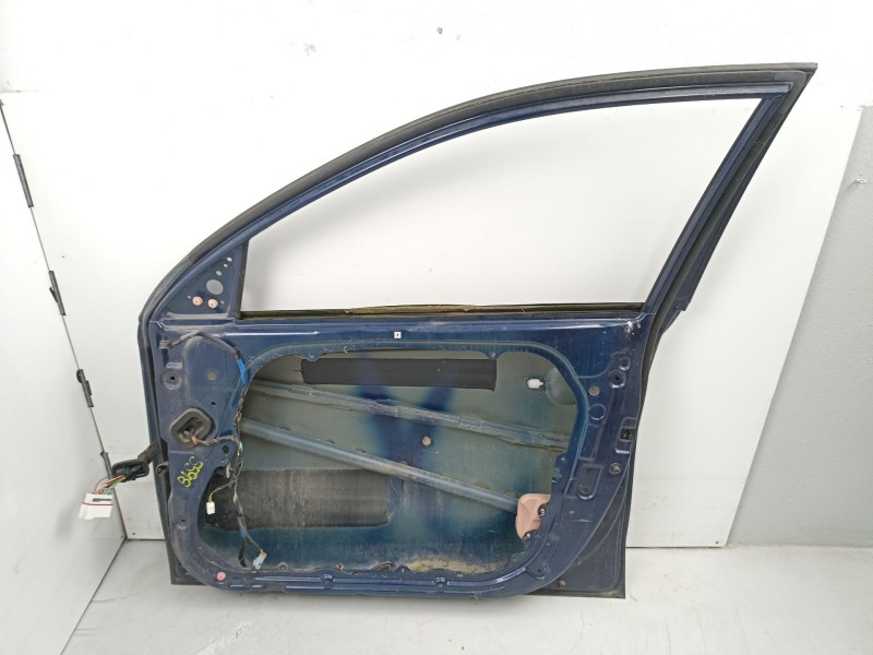 Recambio de puerta delantera derecha para hyundai i30 1.4 g referencia OEM IAM 760042R010  