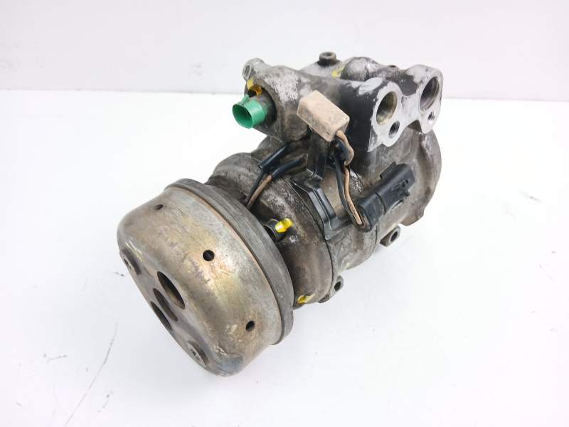 Recambio de compresor aire acondicionado para jeep grand cherokee 2.5 d referencia OEM IAM 55116189  