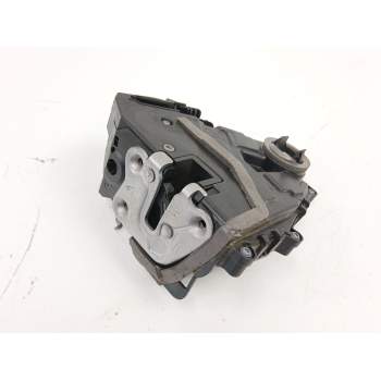 CERRADURA PUERTA DELANTERA DERECHA 805024067R 