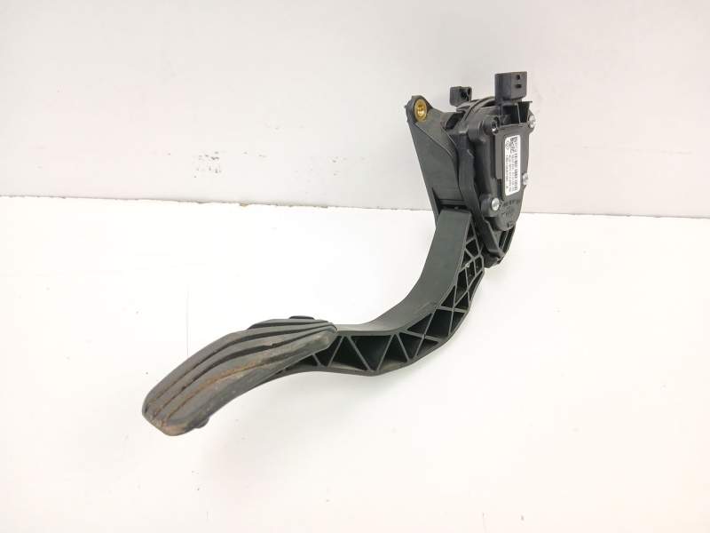 Recambio de potenciometro aceleracion para renault captur ii (hf_) tce 140 (hfn0) referencia OEM IAM 180100879R 6PV01290205 
