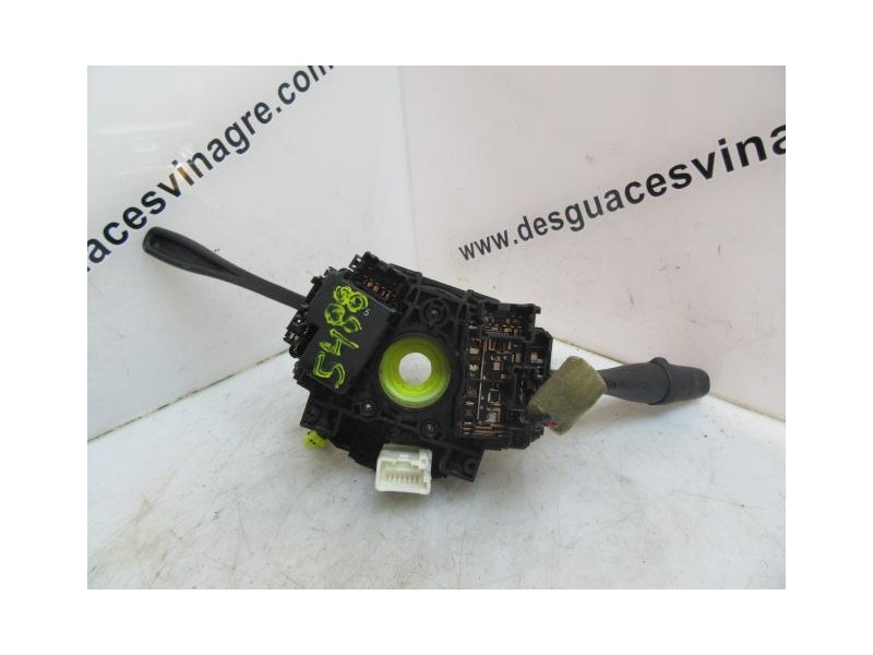 Recambio de mando luces y limpias : nissan navara : 2.5 td sport [2004] para nissan navara 2.5 td sport referencia OEM IAM   