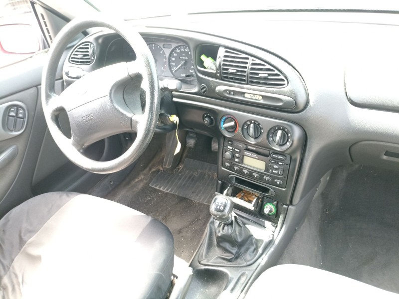 ford mondeo ii (bap) del año 2000