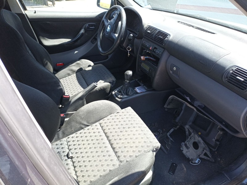 seat leon (1m1) del año 2001