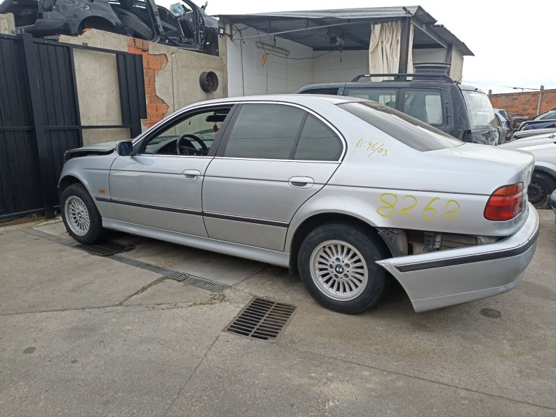 bmw 5 (e39) del año 1998