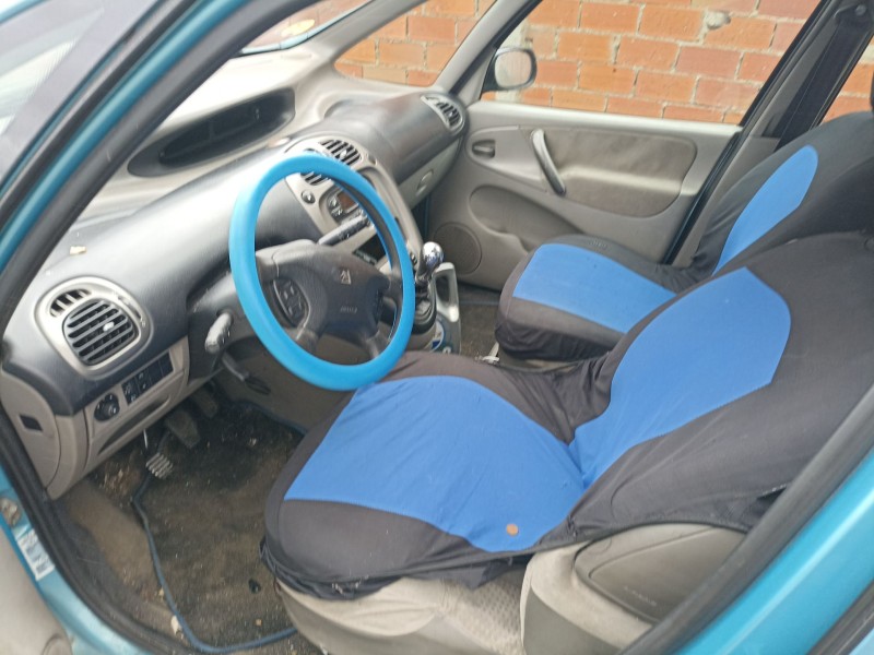 citroën xsara picasso (n68) del año 2002