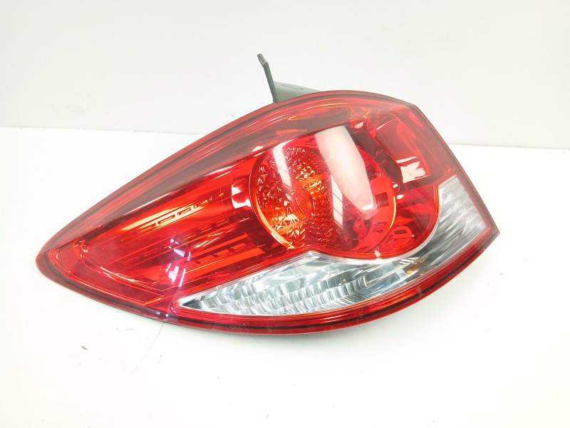 Recambio de piloto trasero izquierdo para chevrolet cruze hatchback (j305) 1.6 referencia OEM IAM 95127056  