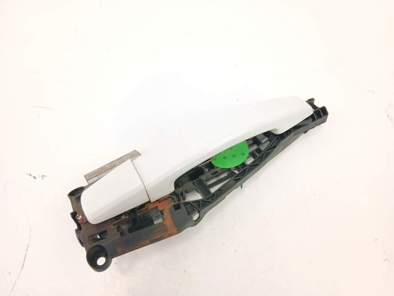 Recambio de manilla trasera derecha para chevrolet cruze hatchback (j305) 1.6 referencia OEM IAM 13505889  