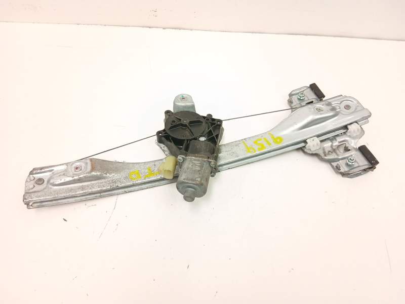Recambio de elevalunas trasero derecho para chevrolet cruze hatchback (j305) 1.6 referencia OEM IAM 95999490  