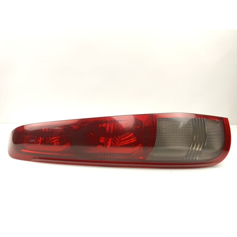 Recambio de piloto trasero izquierdo para nissan x-trail i (t30) 2.2 di 4x4 referencia OEM IAM 265558H326  