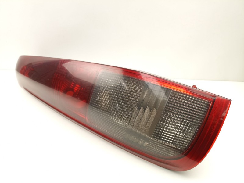 Recambio de piloto trasero izquierdo para nissan x-trail i (t30) 2.2 di 4x4 referencia OEM IAM 265558H326  