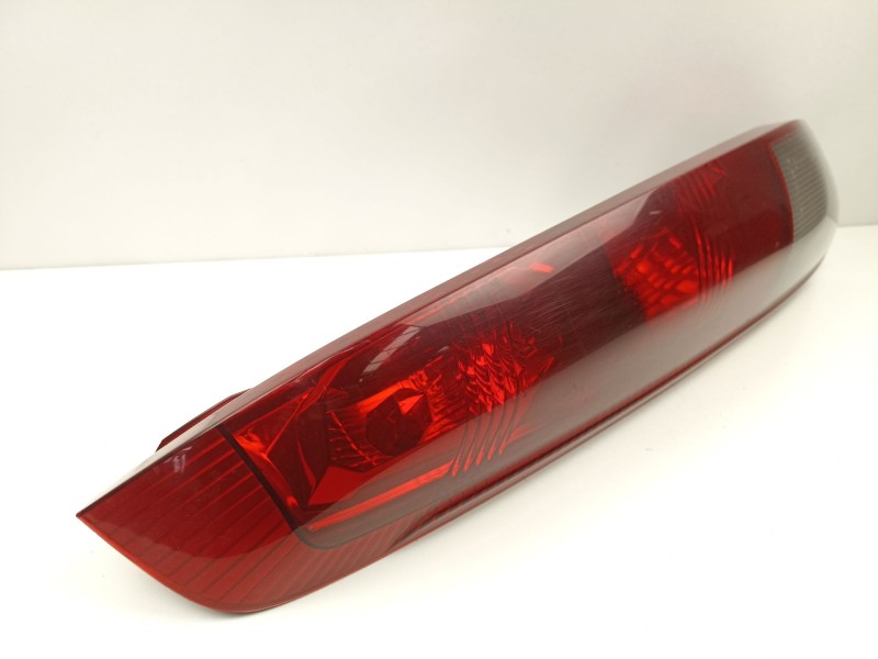 Recambio de piloto trasero izquierdo para nissan x-trail i (t30) 2.2 di 4x4 referencia OEM IAM 265558H326  