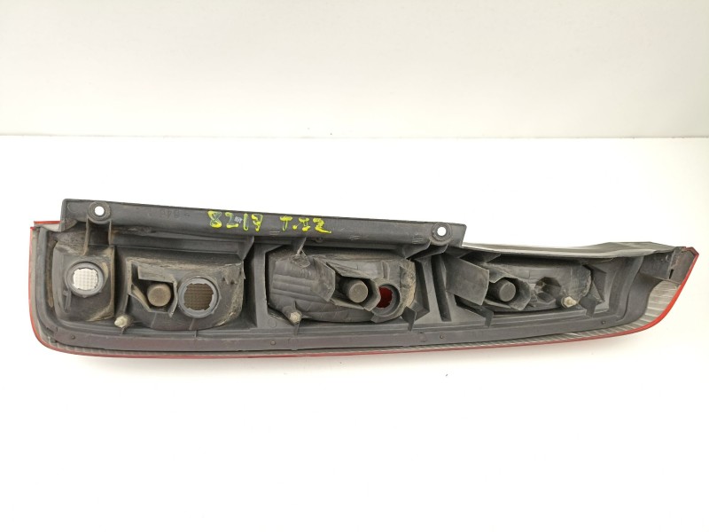 Recambio de piloto trasero izquierdo para nissan x-trail i (t30) 2.2 di 4x4 referencia OEM IAM 265558H326  