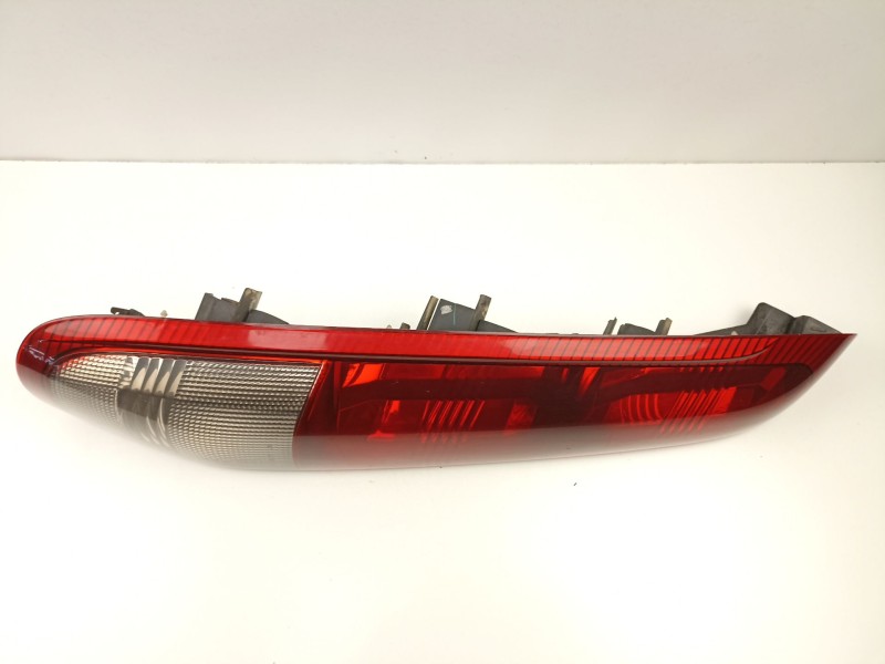 Recambio de piloto trasero izquierdo para nissan x-trail i (t30) 2.2 di 4x4 referencia OEM IAM 265558H326  