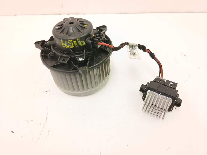 Recambio de motor calefaccion para chevrolet cruze hatchback (j305) 1.6 referencia OEM IAM 13263279  