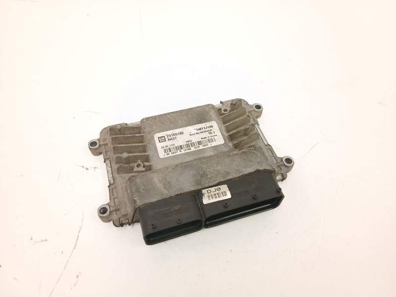 Recambio de centralita para chevrolet cruze hatchback (j305) 1.6 referencia OEM IAM 25186182 5WY1J19B 