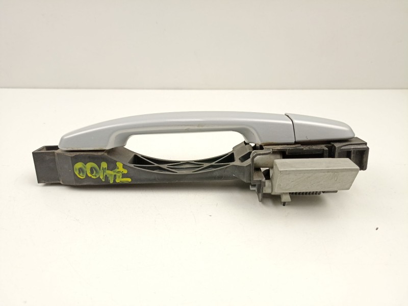 Recambio de manilla delantera derecha para nissan qashqai (j10) tekna referencia OEM IAM 80610EB300  