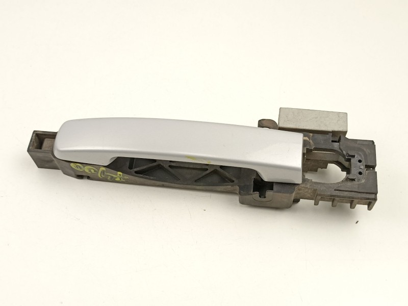 Recambio de manilla delantera izquierda para nissan qashqai (j10) tekna referencia OEM IAM 80611EB300  