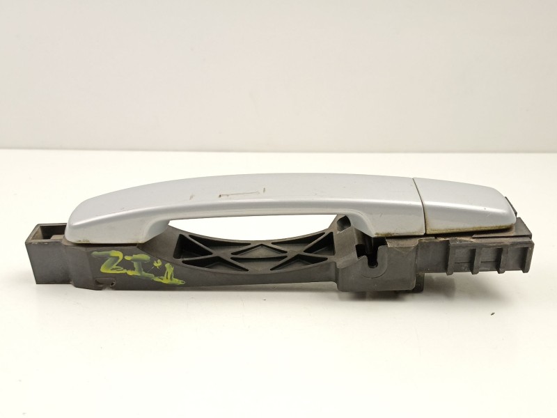 Recambio de manilla trasera izquierda para nissan qashqai (j10) tekna referencia OEM IAM 80611EB300  